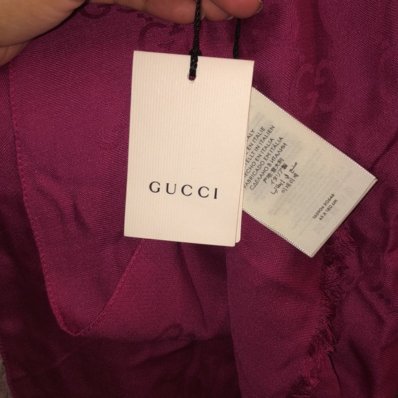 GUCCI Monochromatic Wool & Silk Blend Scarf - Picture 2 of 5